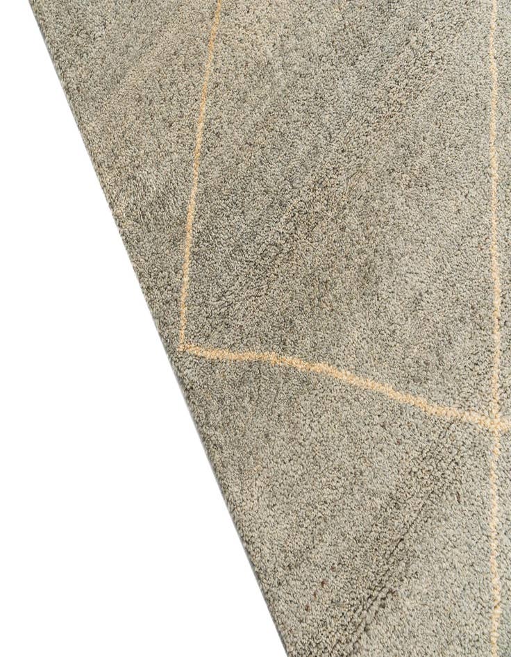 Detail image of 4' 6 x 6' 6  Hand Knotted Moroccan Wool Rug