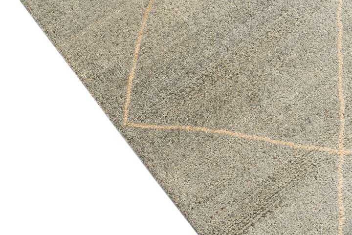 4' 6 x 6' 6 Hand Knotted Moroccan Wool Rug