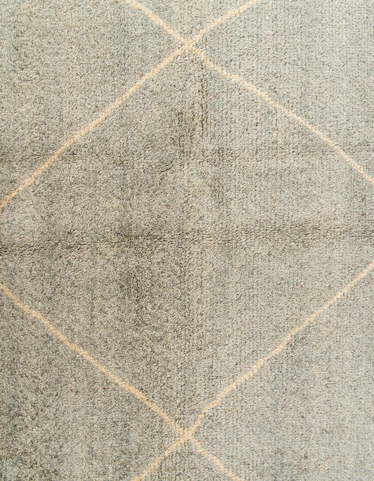 Detail image of 4' 6 x 6' 6  Hand Knotted Moroccan Wool Rug