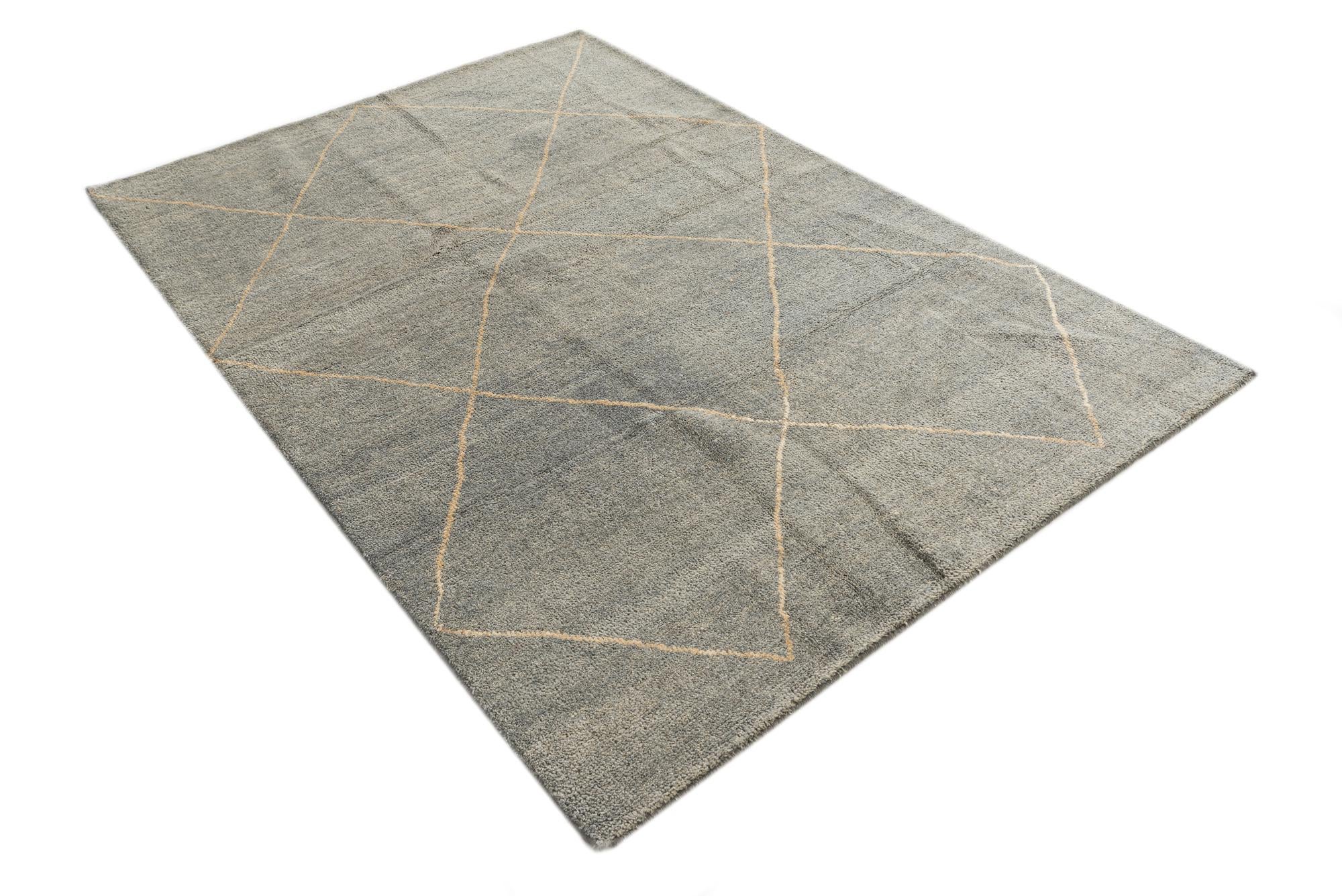 4' 5 x 6' 7 Hand Knotted Moroccan Wool Rug