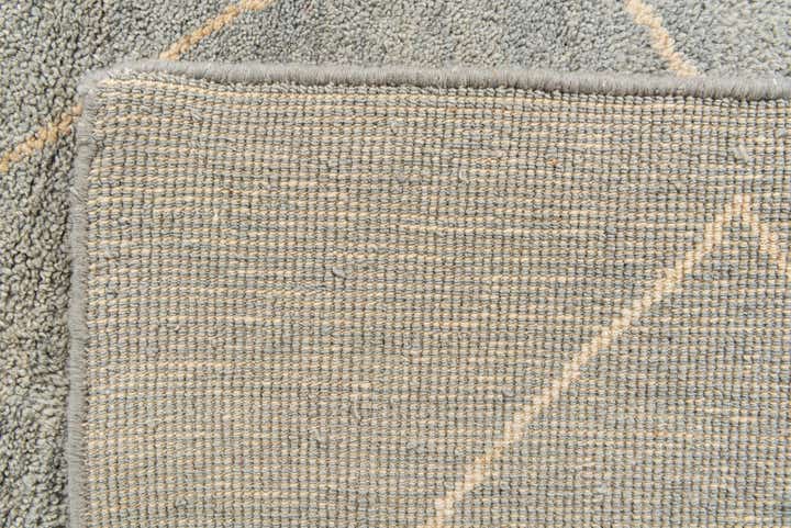 4' 5 x 6' 7 Hand Knotted Moroccan Wool Rug