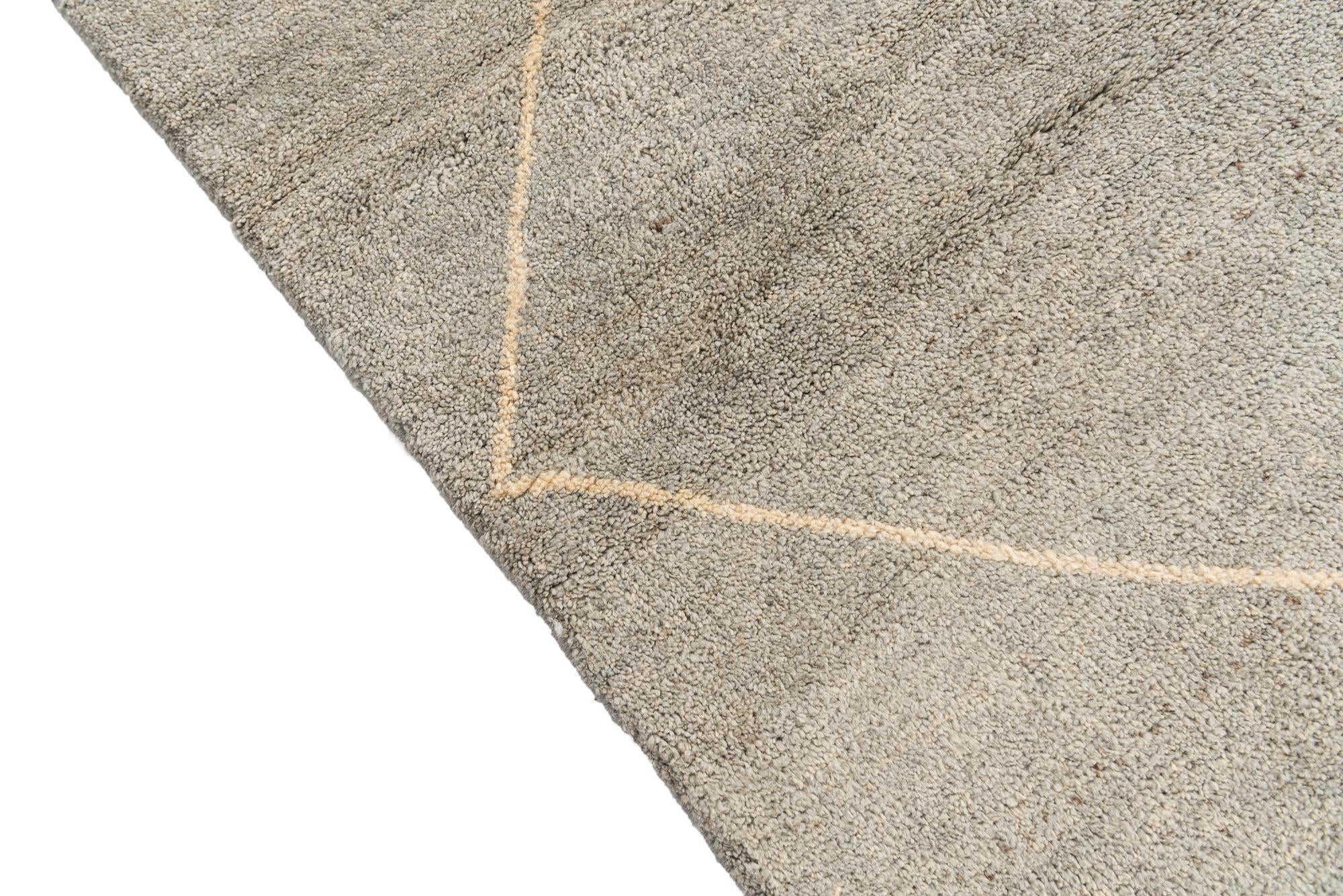 4' 7 x 6' 10 Hand Knotted Moroccan Wool Rug