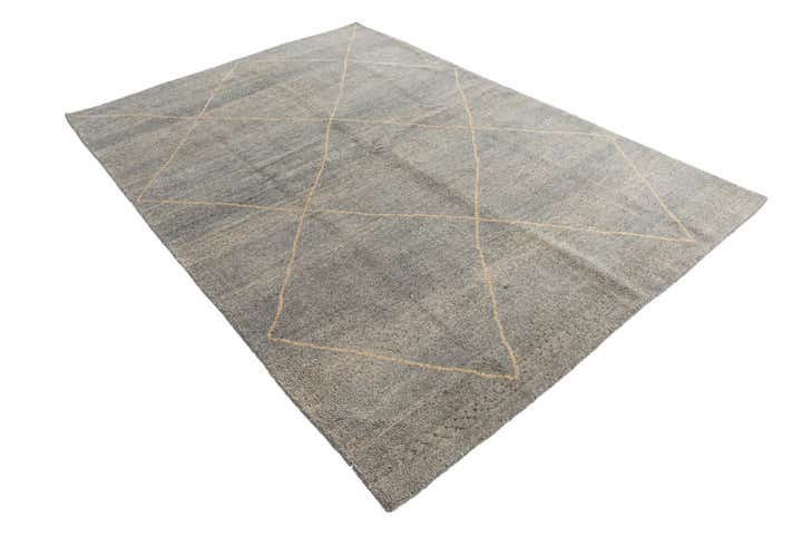 5' 7 x 8' Hand Knotted Moroccan Wool Rug