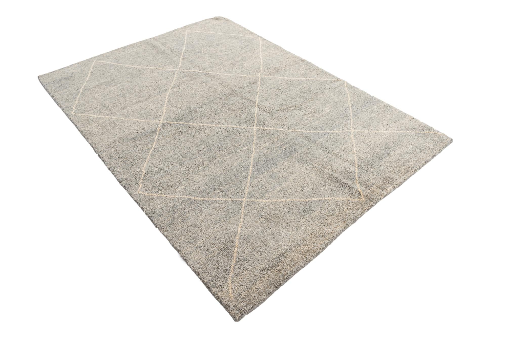 4' 8 x 6' 6 Hand Knotted Moroccan Wool Rug