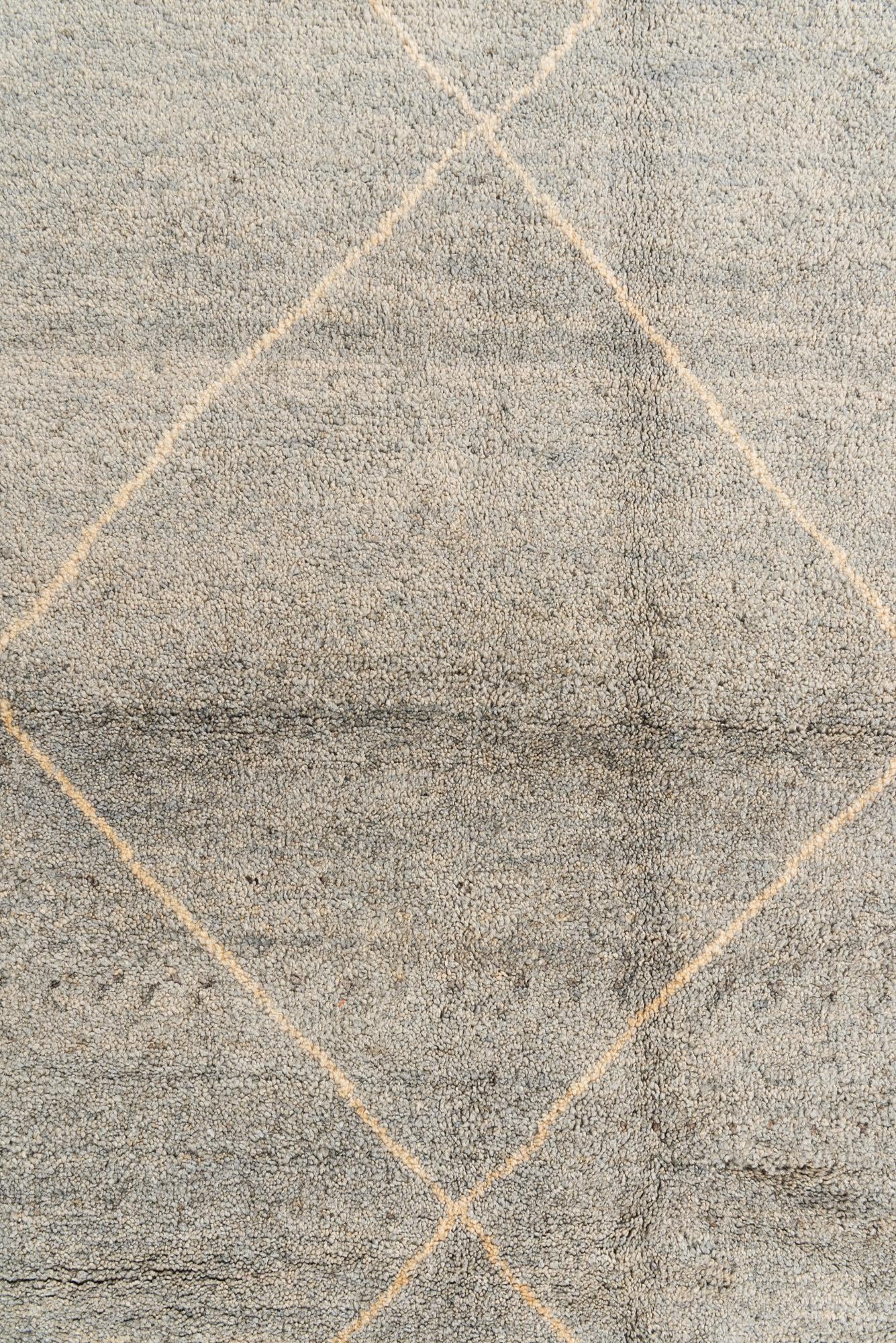 4' 8 x 6' 6 Hand Knotted Moroccan Wool Rug
