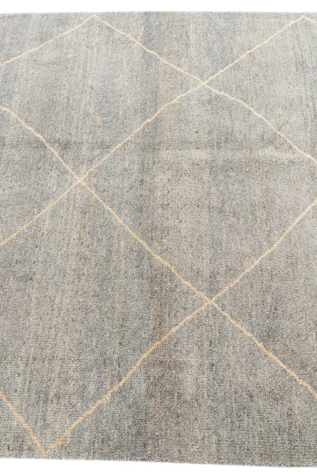 Detail image of 4' 8 x 6' 7 Hand Knotted Moroccan Wool Rug