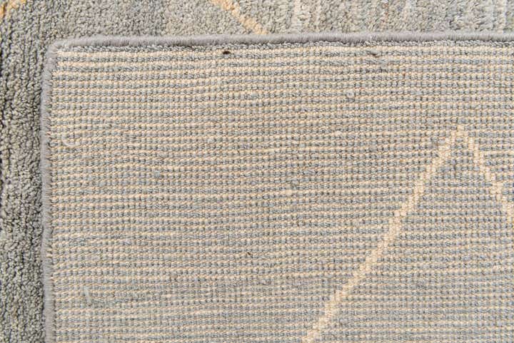 4' 6 x 6' 9 Hand Knotted Moroccan Wool Rug