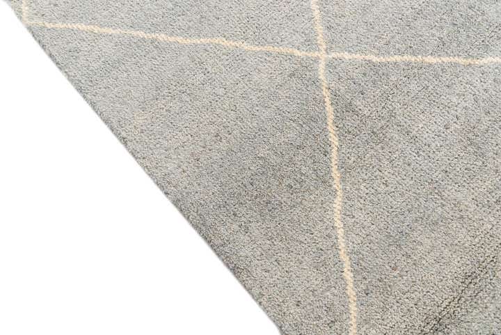 4' 6 x 6' 8 Hand Knotted Moroccan Wool Rug