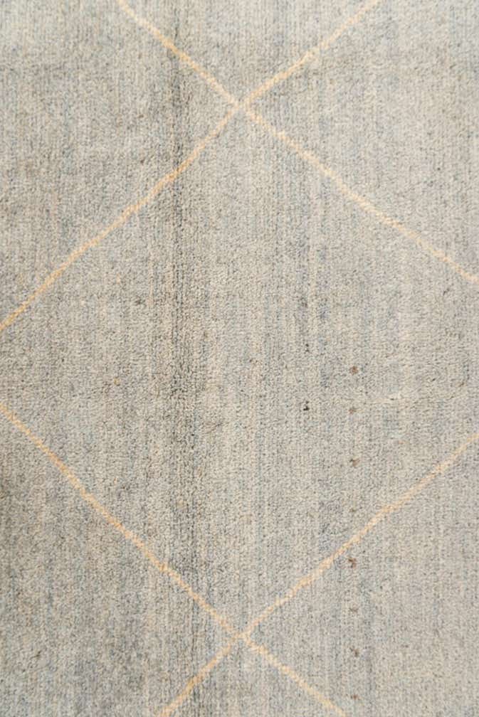 4' 7 x 6' 9 Hand Knotted Moroccan Wool Rug