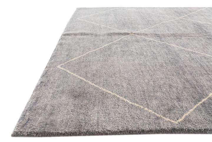 5' 7 x 8' 2 Hand Knotted Moroccan Wool Rug