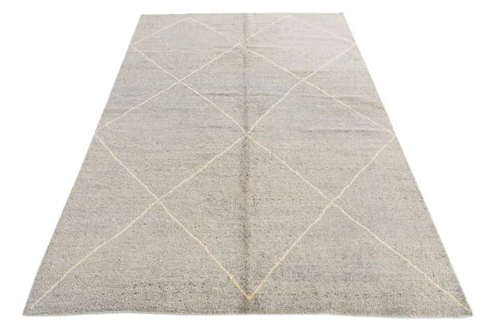 5' 6 x 8' 3 Hand Knotted Moroccan Wool Rug