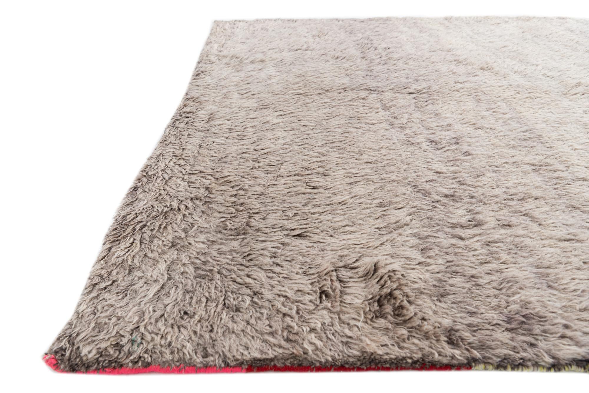 6' x 9' 10 Hand Knotted Moroccan Wool Rug