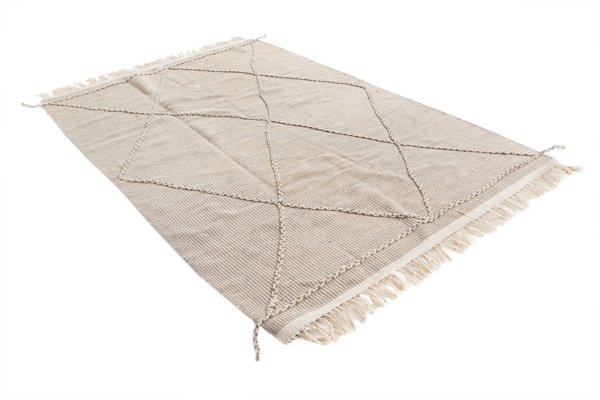 5' 4 x 8' 5 Hand Knotted Moroccan Wool Rug