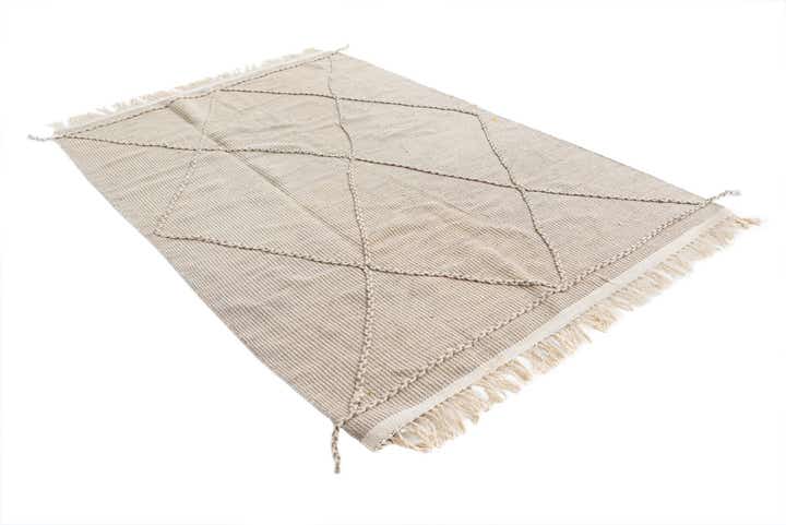 5' 4 x 8' 5 Hand Knotted Moroccan Wool Rug