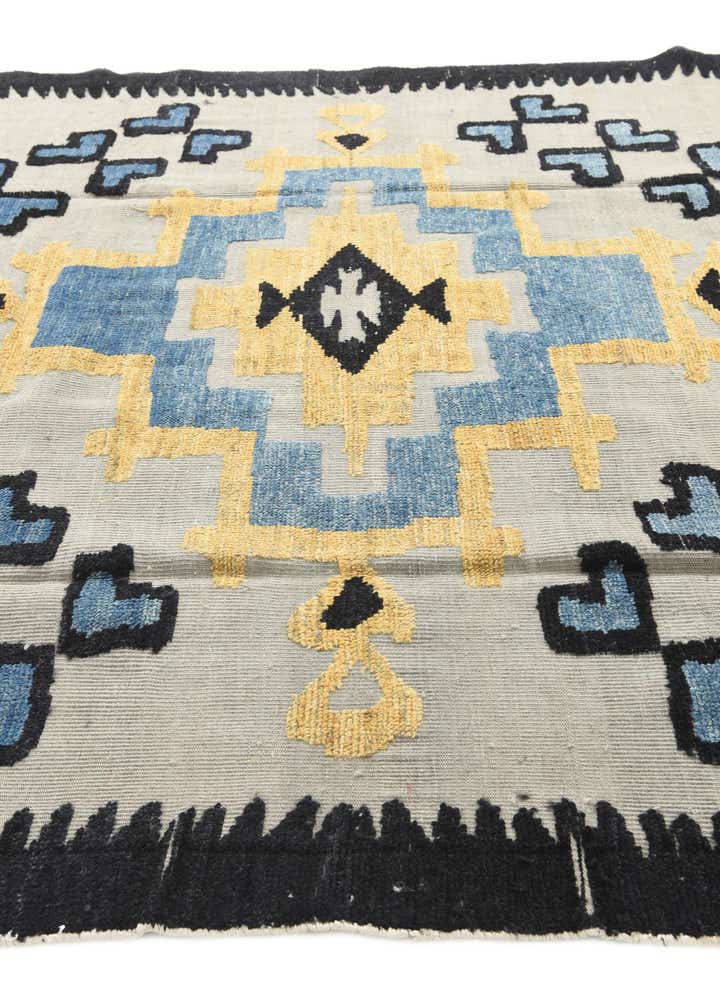 7' 7 x 10' 1 Hand Knotted Moroccan Wool Rug