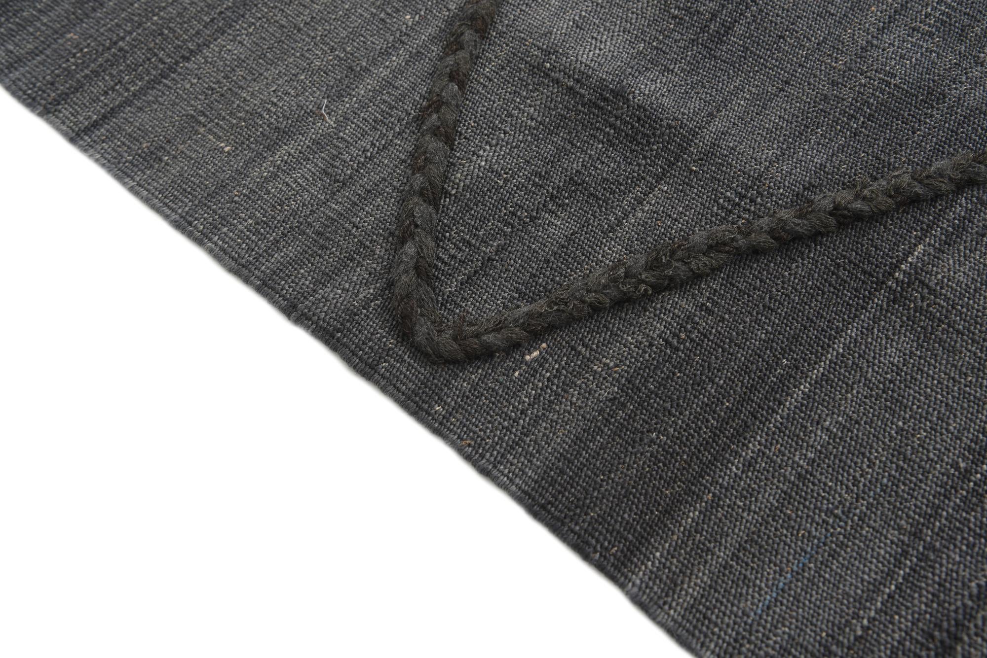 4' 9 x 6' 6 Hand Knotted Moroccan Wool Rug