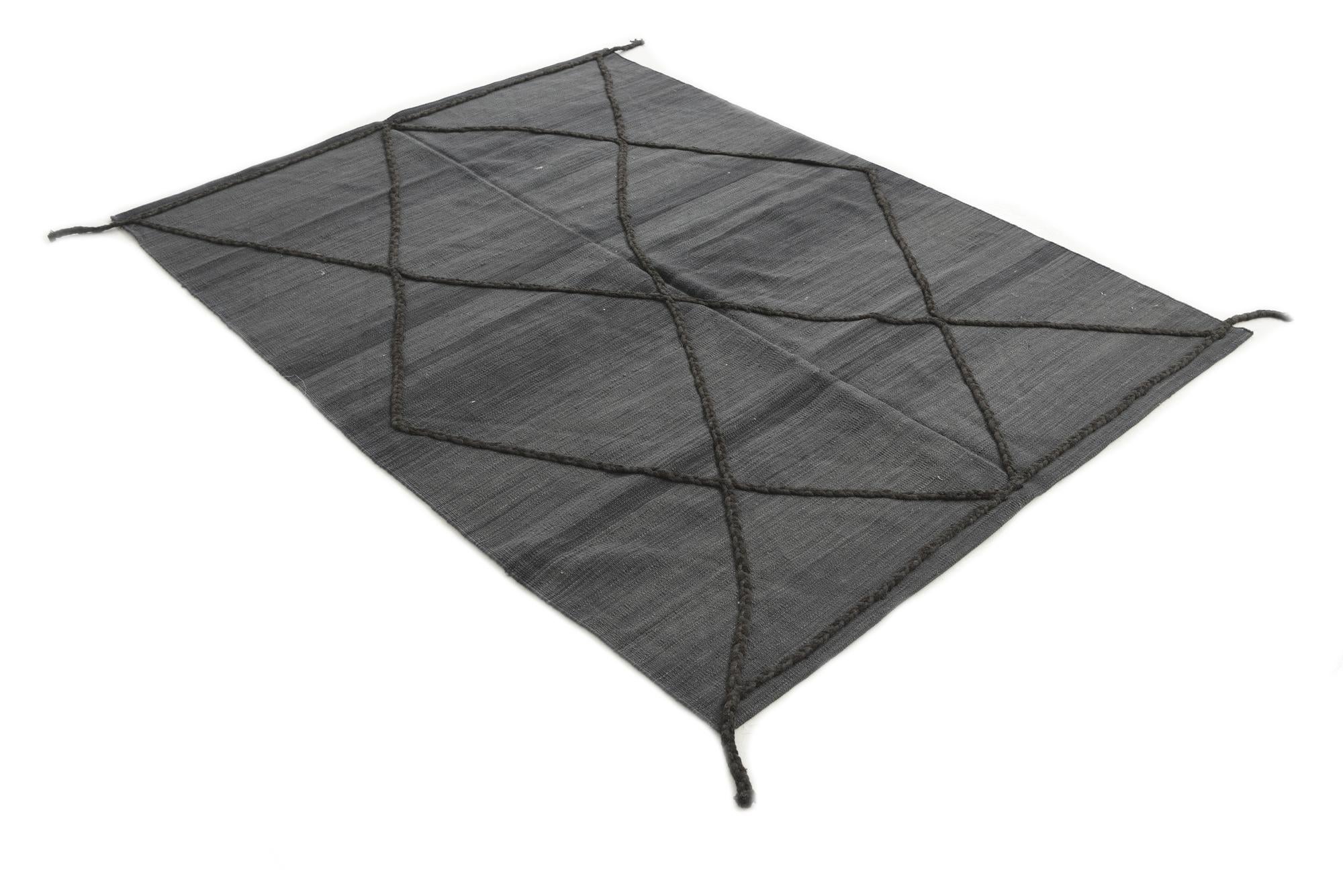 4' 9 x 6' 6 Hand Knotted Moroccan Wool Rug