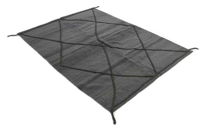 4' 9 x 6' 6 Hand Knotted Moroccan Wool Rug