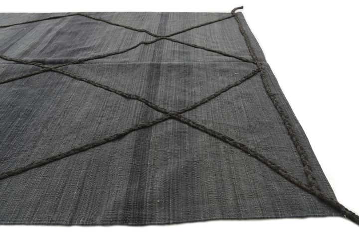 4' 9 x 6' 6 Hand Knotted Moroccan Wool Rug