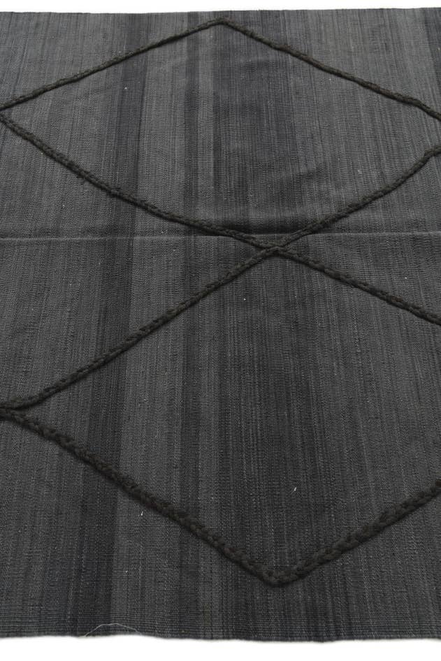 Detail image of 4' 9 x 6' 6 Hand Knotted Moroccan Wool Rug