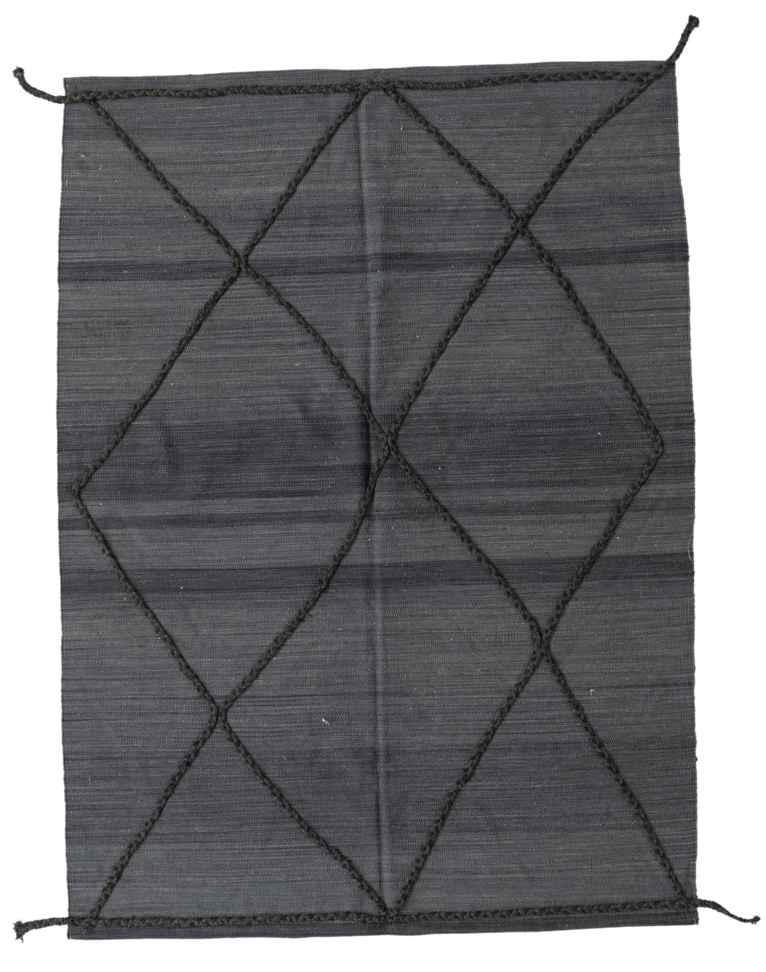 4' 9 x 6' 6 Hand Knotted Moroccan Wool Rug