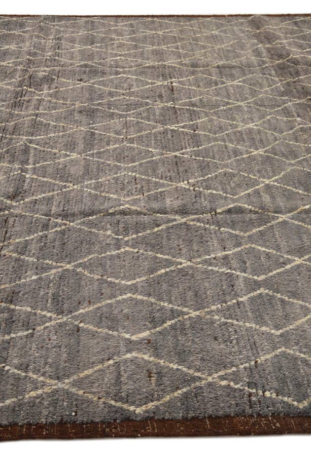 Detail image of 8' 6 x 10' 7 Hand Knotted Moroccan Wool Rug