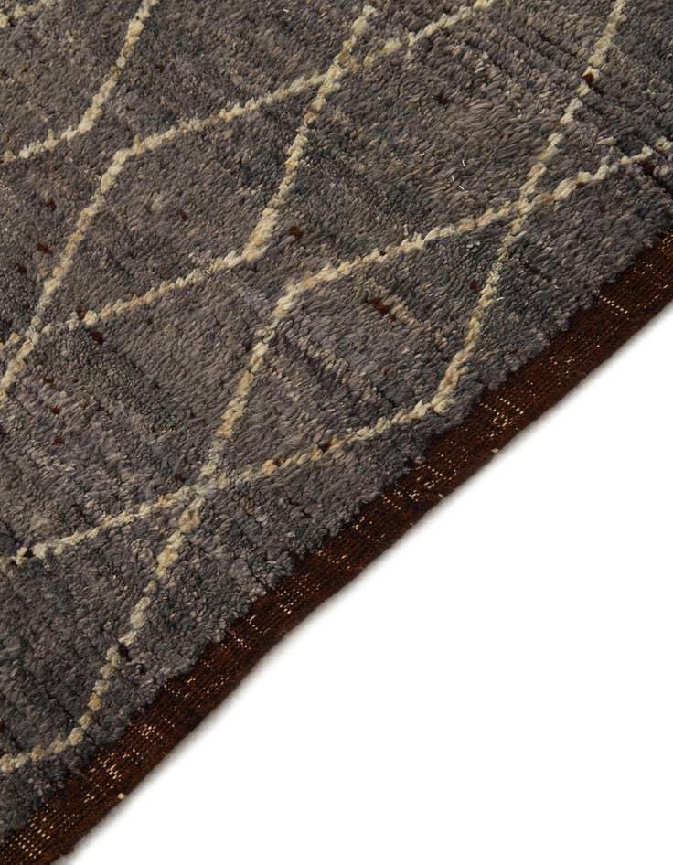 Detail image of 8' 6 x 10' 7  Hand Knotted Moroccan Wool Rug