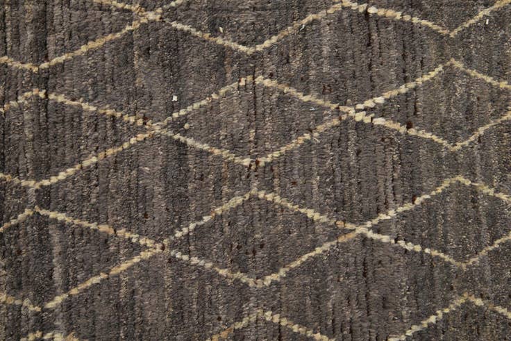 Detail image of 8' 6 x 10' 7 Hand Knotted Moroccan Wool Rug