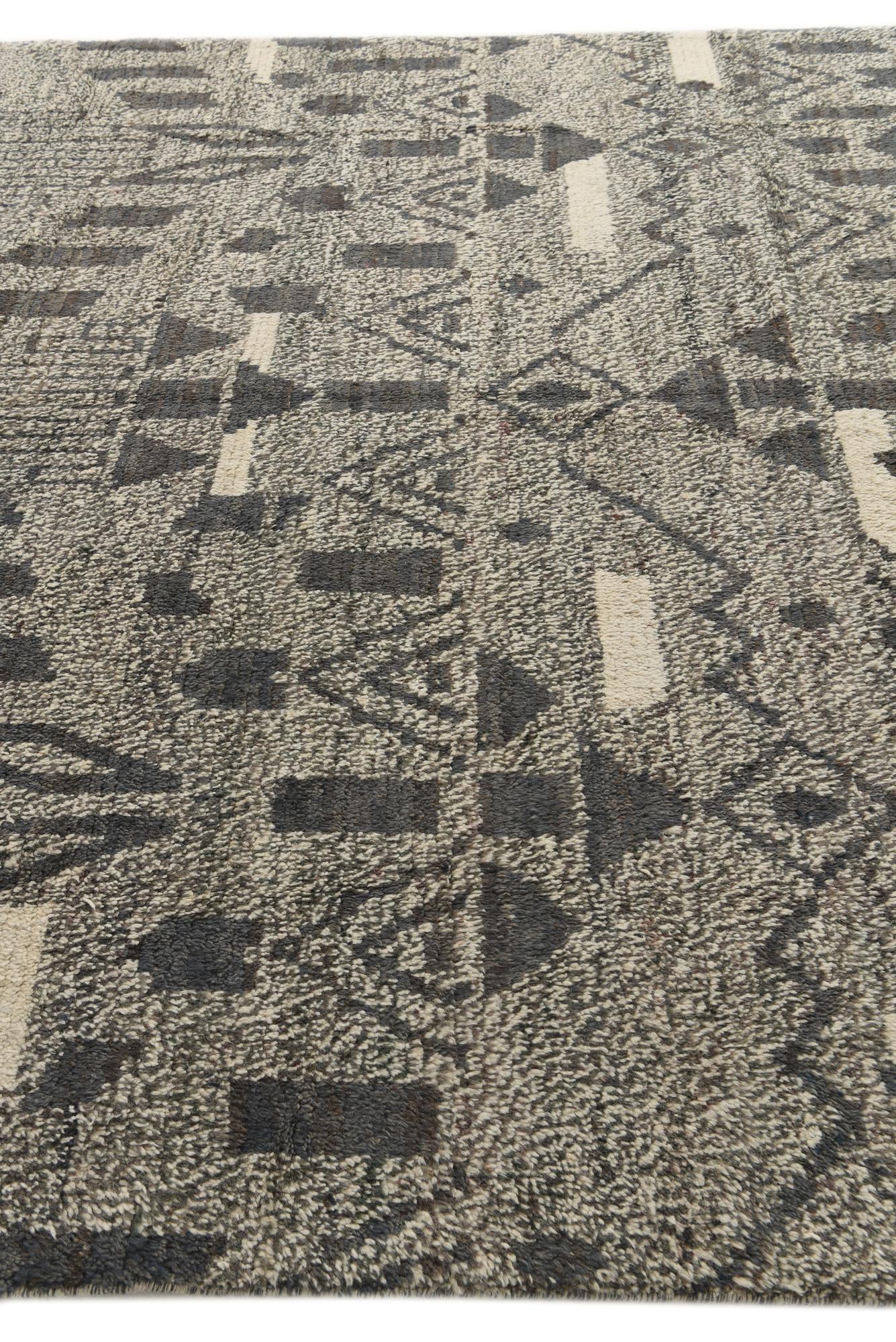 8' 1 x 10' 6 Hand Knotted Moroccan Wool Rug