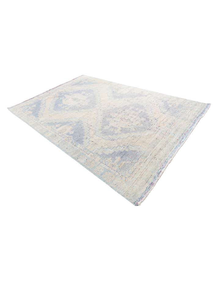 5' 10 x 8' 10 Hand Knotted Moroccan Wool Rug