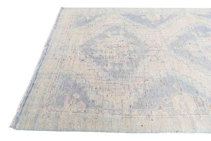 5' 10 x 8' 10 Hand Knotted Moroccan Wool Rug