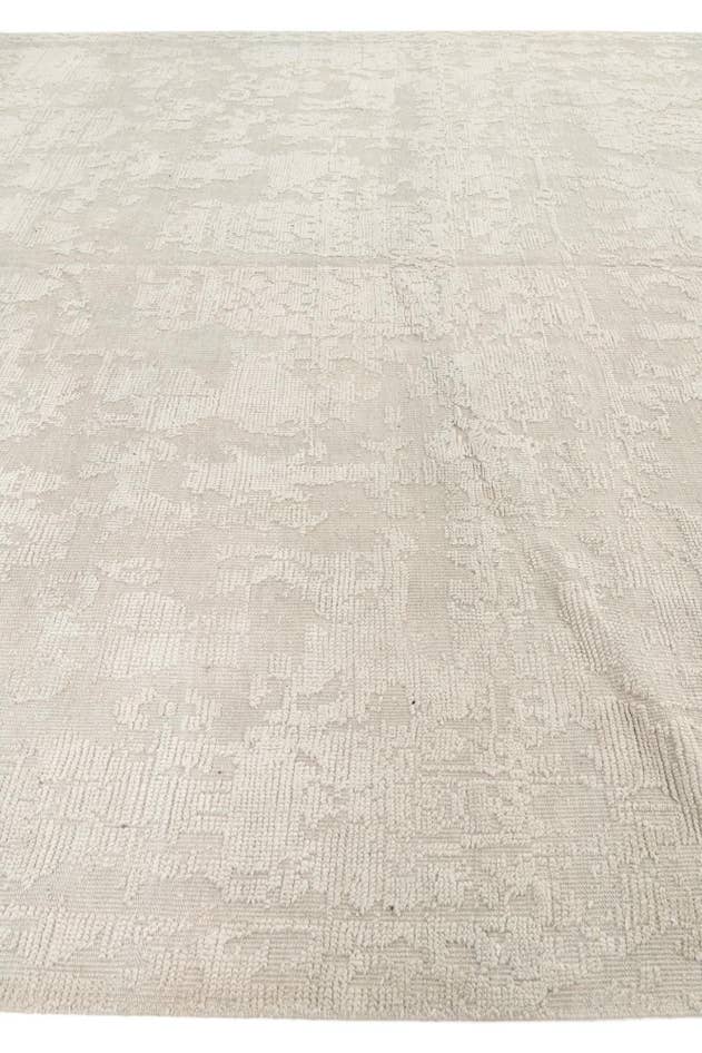 Detail image of 9' 10 x 14' 10 Hand Knotted Moroccan Wool Rug