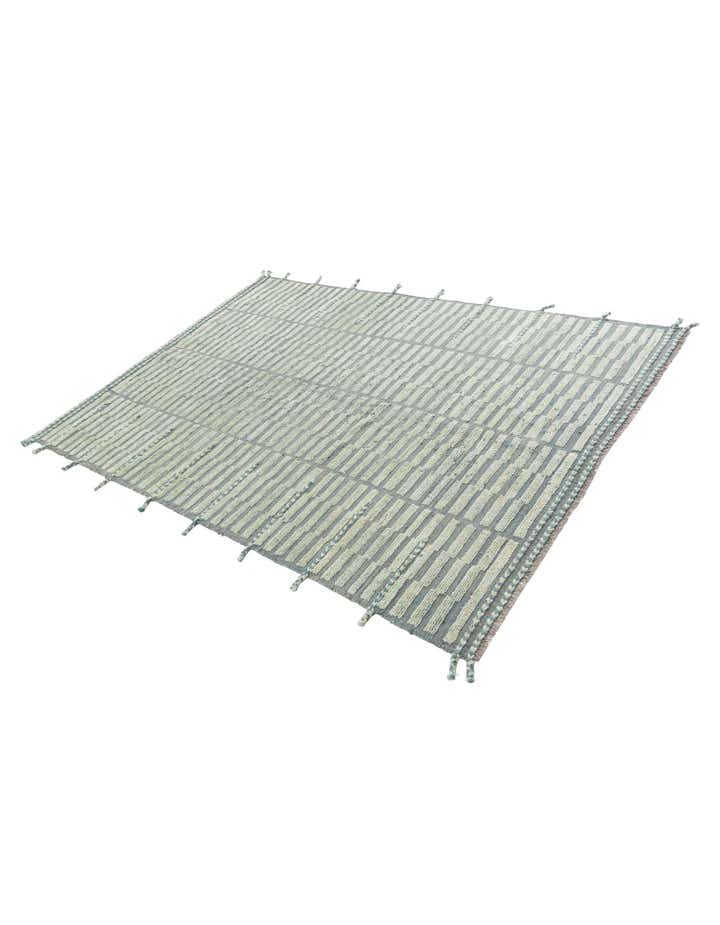 5' 9 x 8' 2 Hand Knotted Moroccan Wool Rug