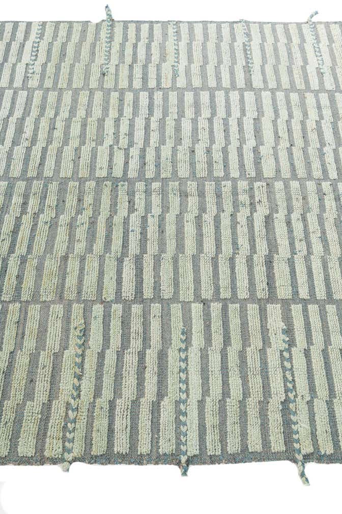5' 9 x 8' 2 Hand Knotted Moroccan Wool Rug