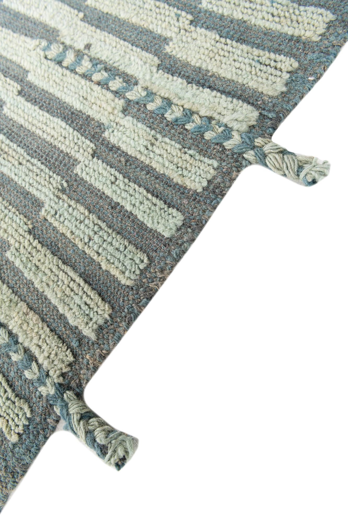 5' 9 x 8' 2 Hand Knotted Moroccan Wool Rug