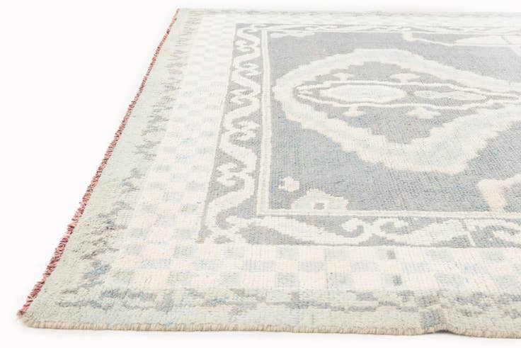 Detail image of 8' x 9' 10 Hand Knotted Moroccan Wool Rug