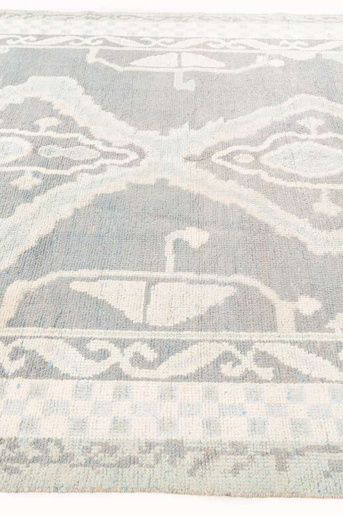 8' x 9' 10 Hand Knotted Moroccan Wool Rug