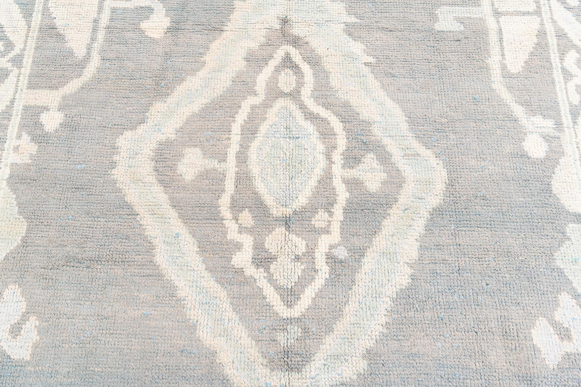 8' x 9' 10 Hand Knotted Moroccan Wool Rug
