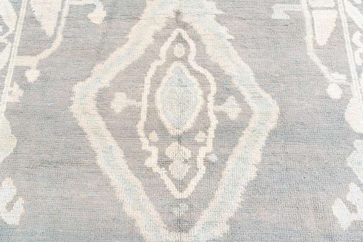 8' x 9' 10 Hand Knotted Moroccan Wool Rug