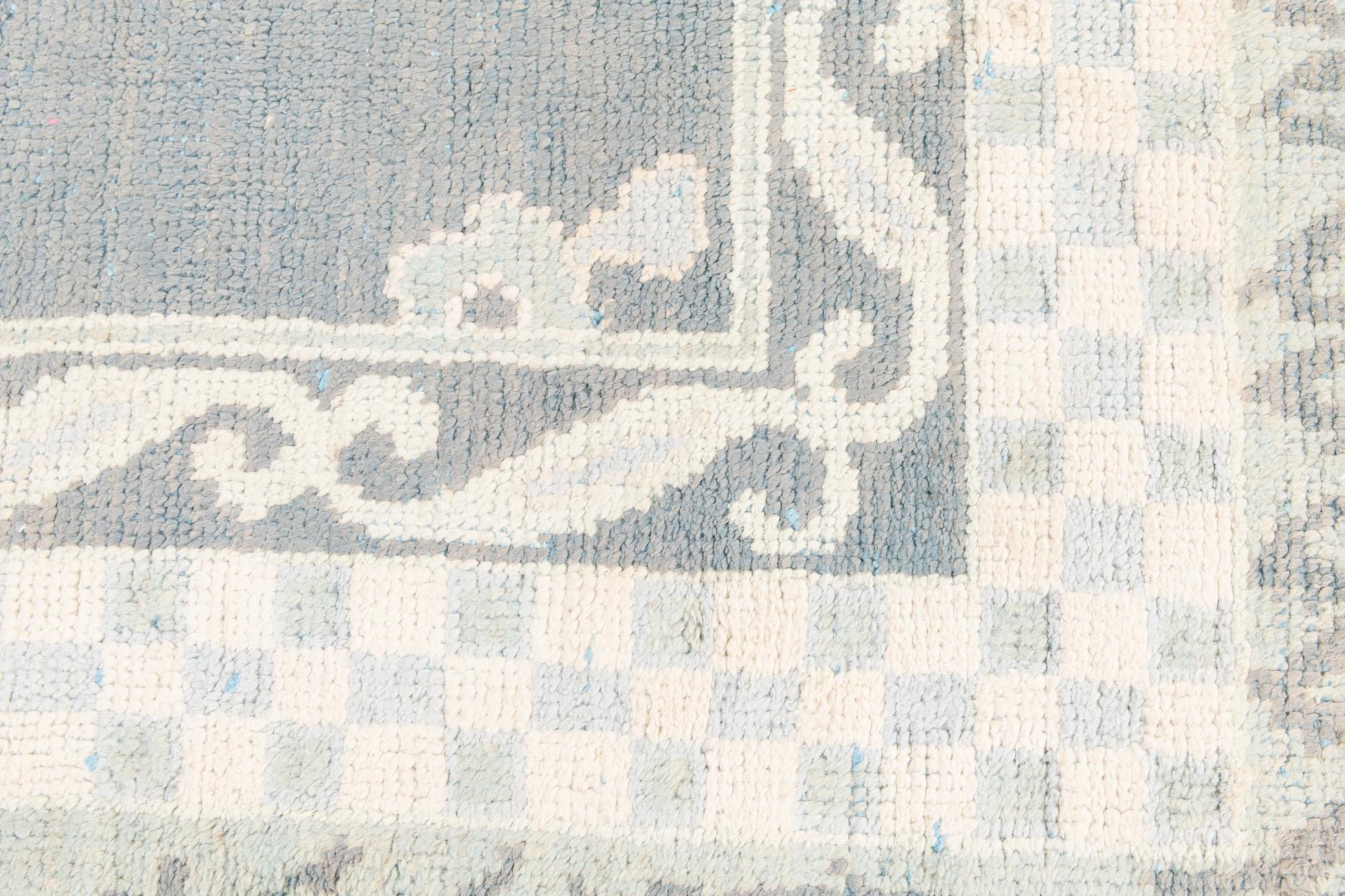 8' x 9' 10 Hand Knotted Moroccan Wool Rug