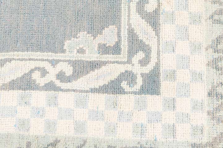 8' x 9' 10 Hand Knotted Moroccan Wool Rug