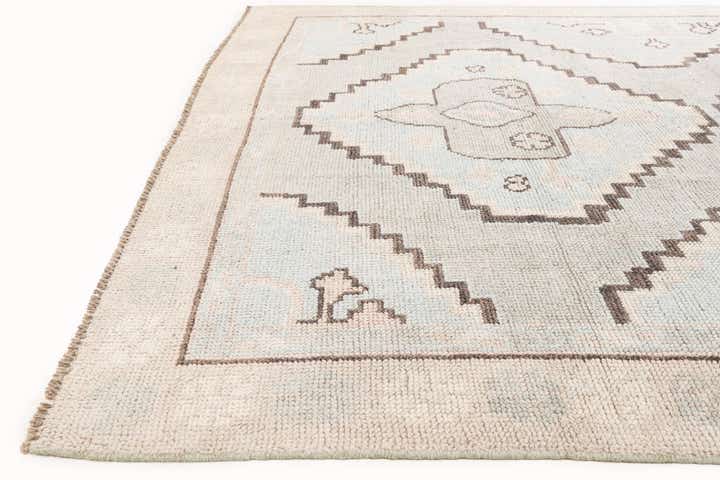 8' 5 x 10' 2 Hand Knotted Moroccan Wool Rug