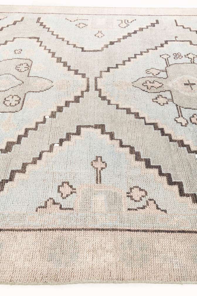 8' 5 x 10' 2 Hand Knotted Moroccan Wool Rug