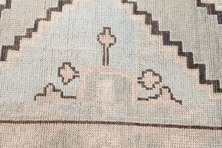 8' 5 x 10' 2 Hand Knotted Moroccan Wool Rug