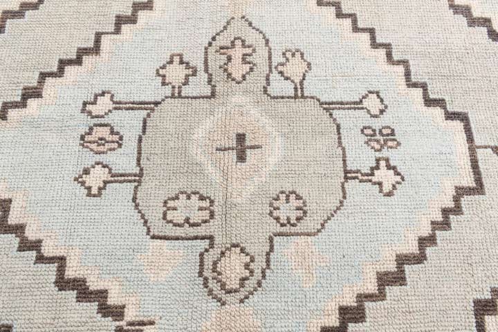 8' 5 x 10' 2 Hand Knotted Moroccan Wool Rug