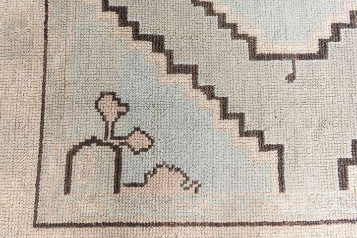 8' 5 x 10' 2 Hand Knotted Moroccan Wool Rug