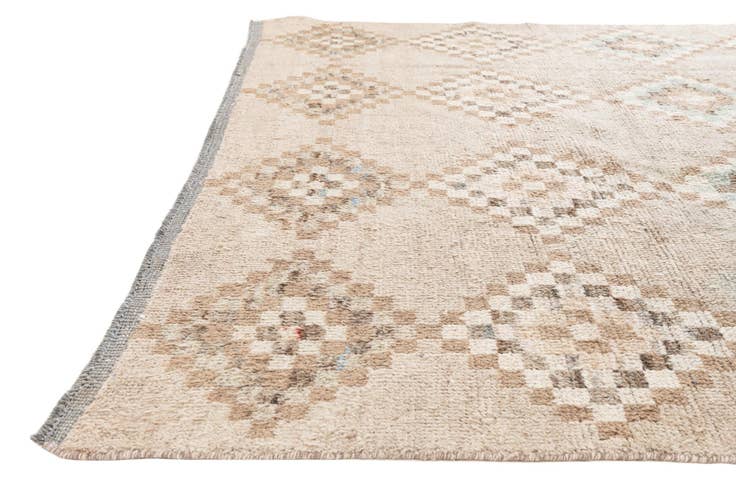 Detail image of 7' 9 x 10' 4 Hand Knotted Moroccan Wool Rug