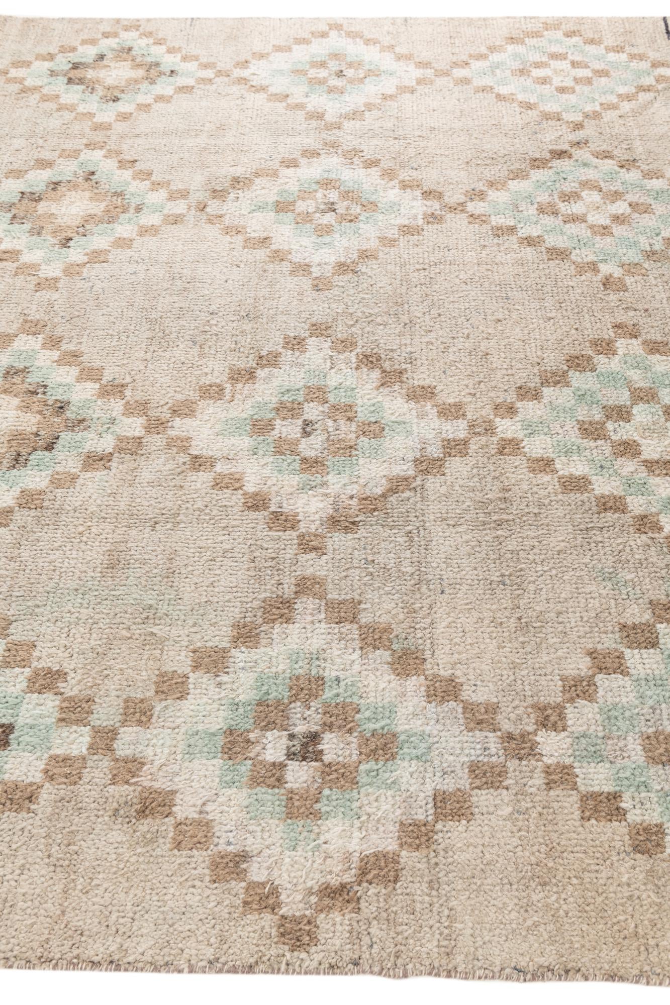7' 9 x 10' 4 Hand Knotted Moroccan Wool Rug