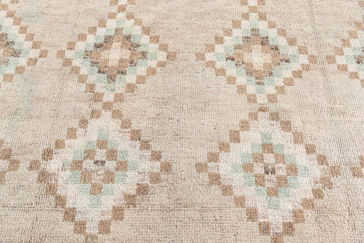 Detail image of 7' 9 x 10' 4 Hand Knotted Moroccan Wool Rug