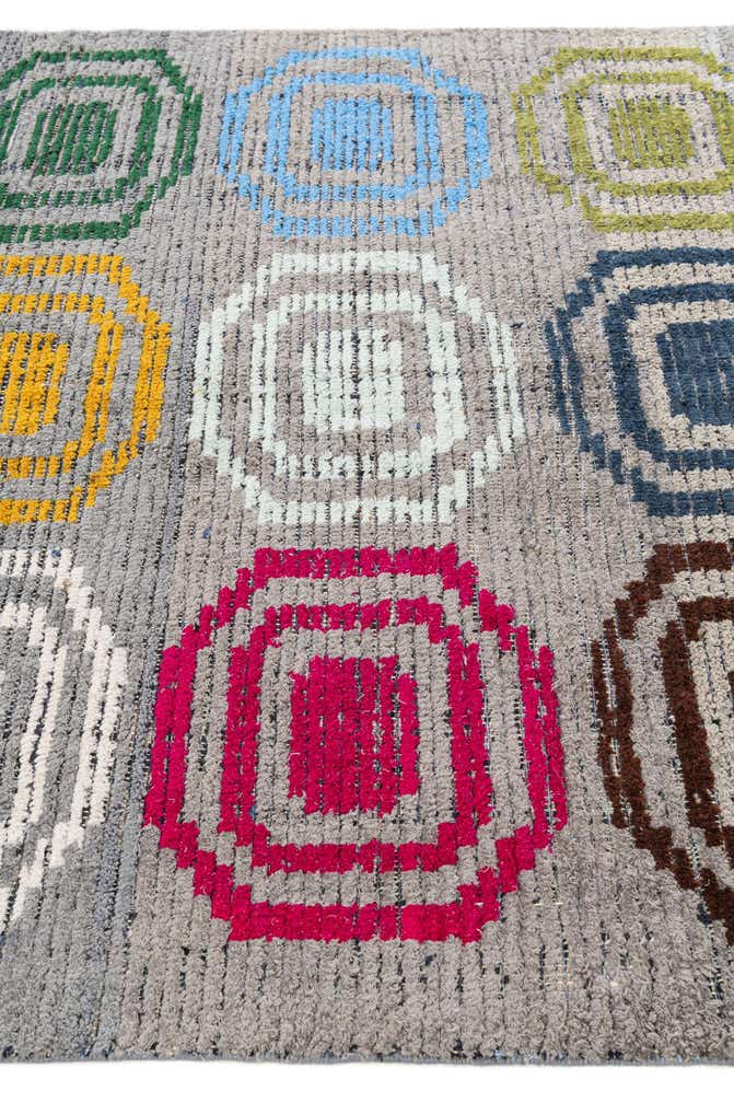 5' x 7' 8 Hand Knotted Moroccan Wool Rug